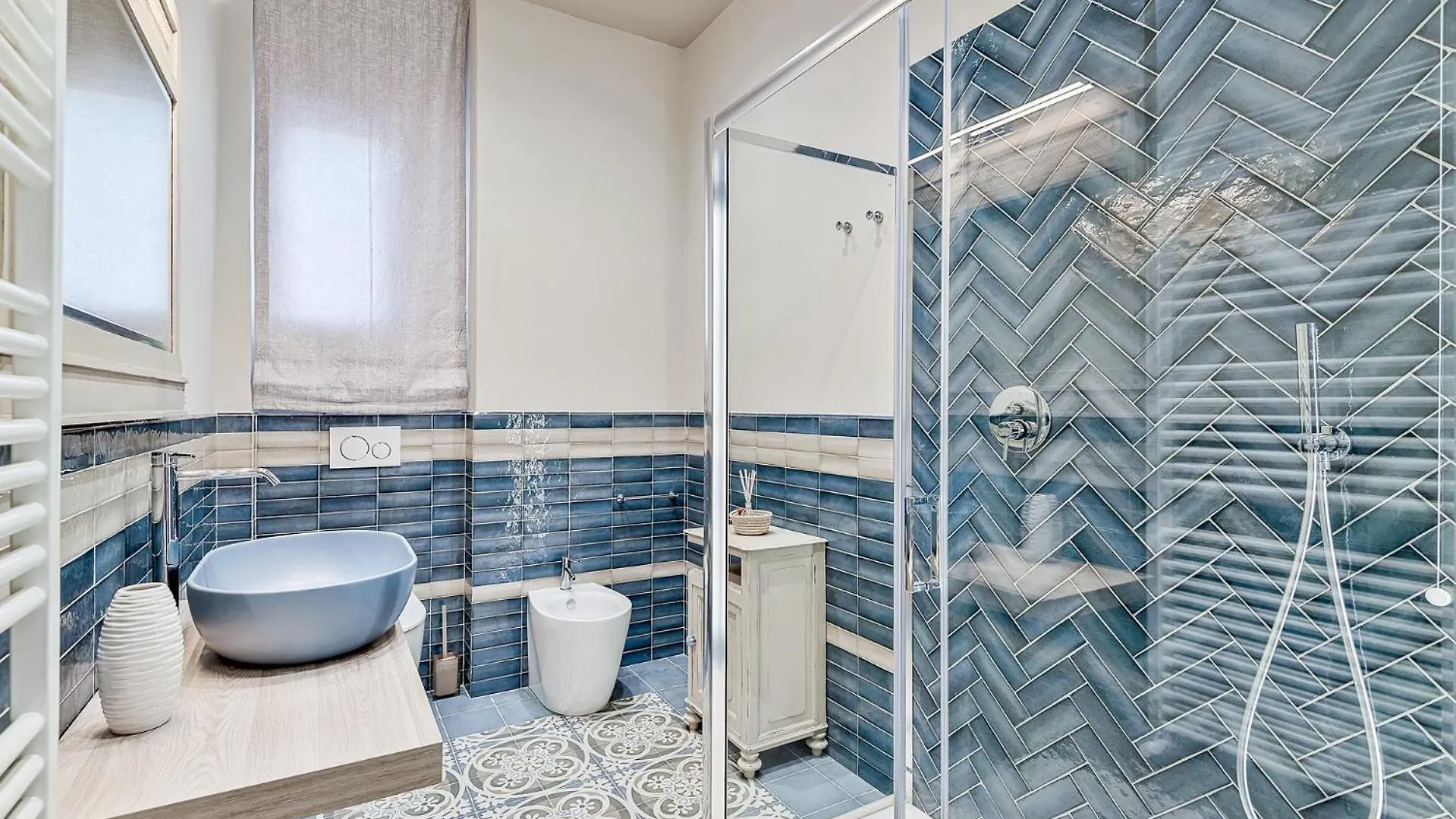 Holiday home Acquazzurra, Typical Hoyse City Center Viareggio Italy